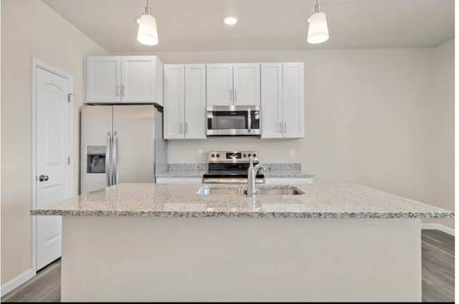 Building Photo - 1545 Richard Martin Dr