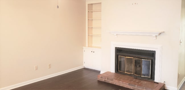 Foto del edificio - 1025 Brentwood Pointe