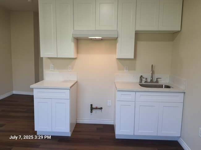 Foto del edificio - 1221 W 152nd St
