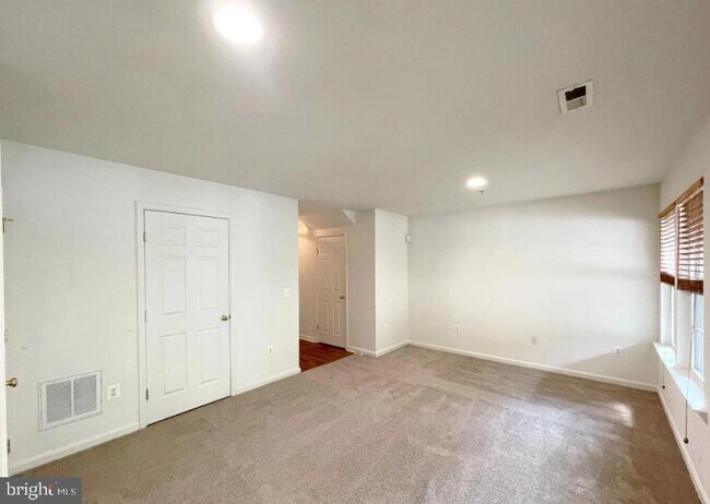Foto del edificio - 22749 Bayside Way