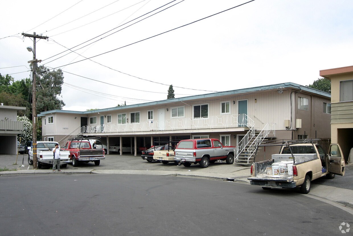 Building Photo - 1650 Frisbie Ct