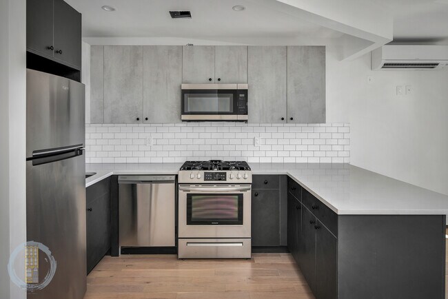 Foto del edificio - 371 MacDonough St