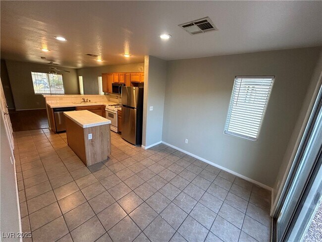 Building Photo - 6459 Brook Cottage Ln