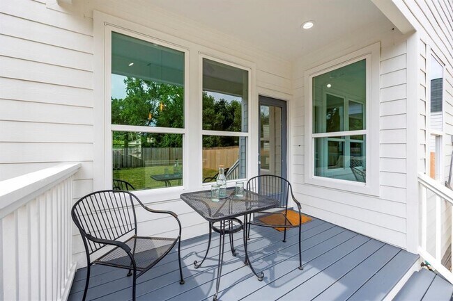 Foto del edificio - 6832 Morrow St