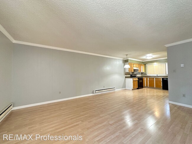 Building Photo - 2 br, 1.5 bath House - 439 Smithridge Park
