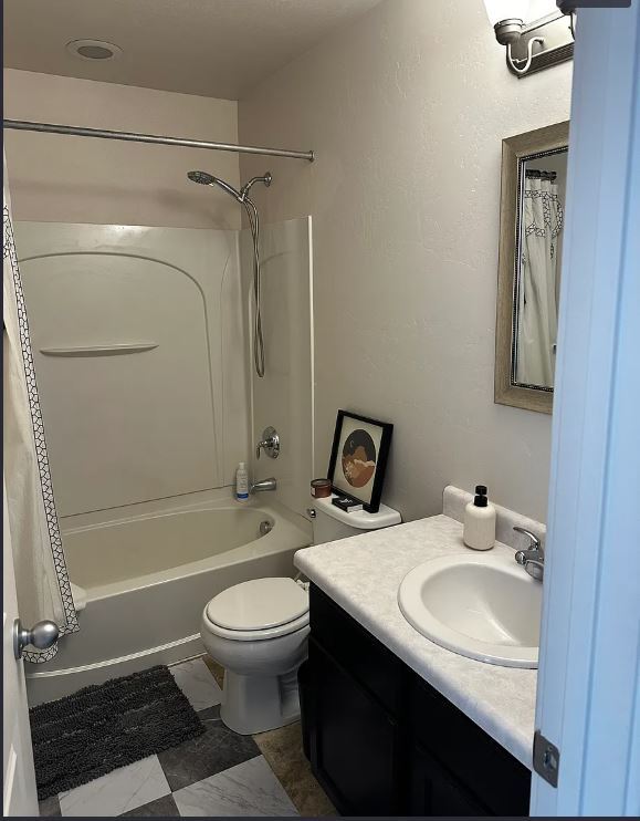 Foto del edificio - 4708 S Jordan Pkwy W