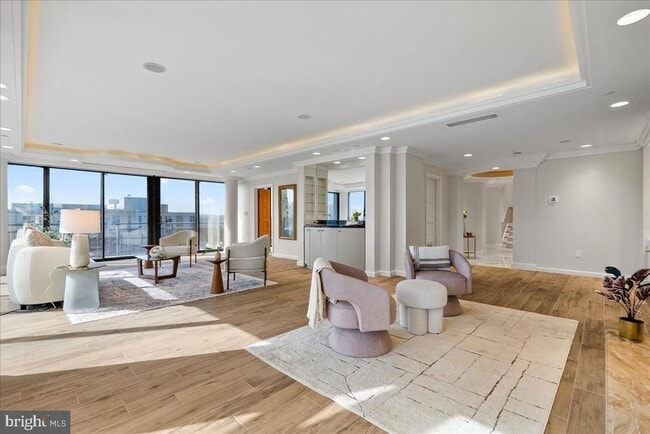 Foto del edificio - 1530 Key Blvd