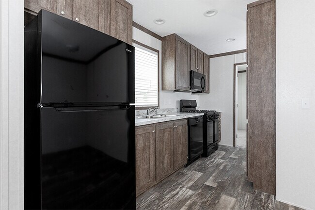 Building Photo - 289 Hickory Ln