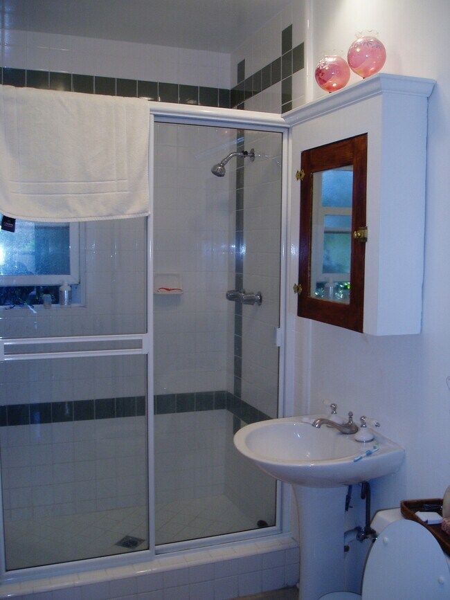 Bathroom - 2112 3rd St