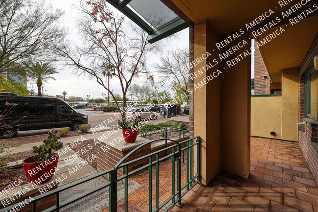 Foto del edificio - 16 W Encanto Blvd