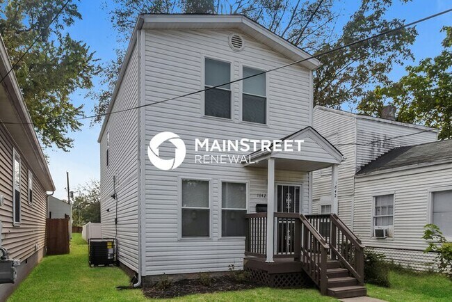 Foto del edificio - 3 Bedroom Pet-Friendly Home in Louisville,...