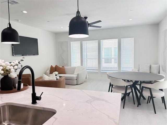 Foto del edificio - 7207 Mohawk Dr