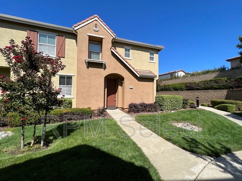 1403 Dante Cir, Roseville, CA 95678 Condo for Rent in Roseville, CA