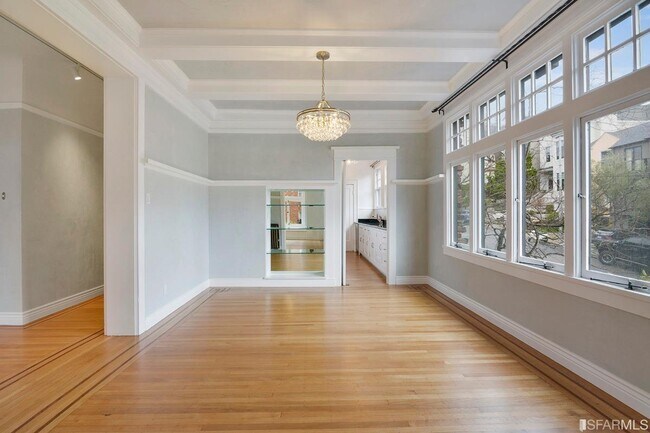 Foto del edificio - 3300 Clay St