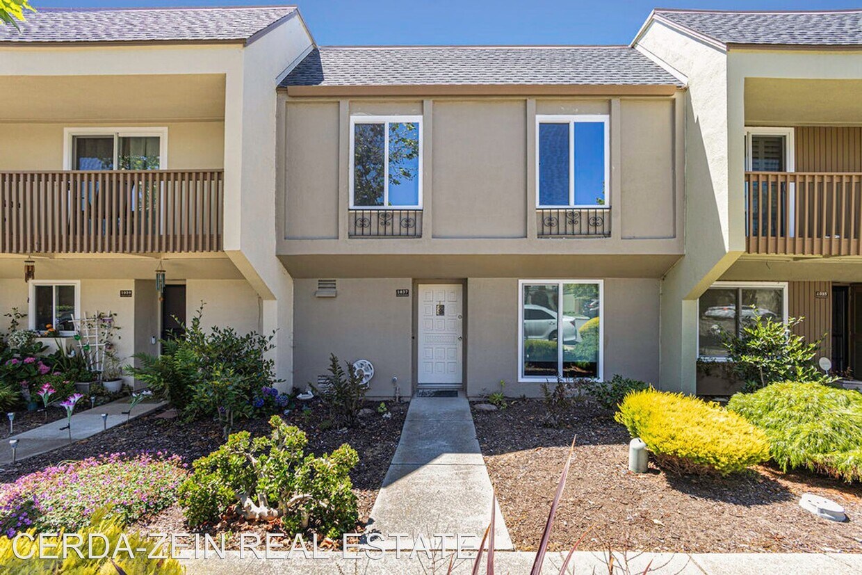 Primary Photo - 4 br, 2.5 bath House - 1037 Verdemar Drive...