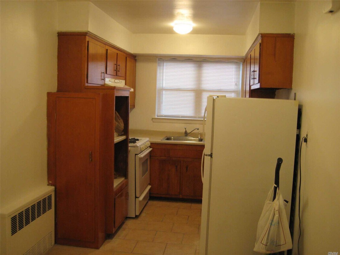 Primary Photo - 41-36 Corporal Kennedy St