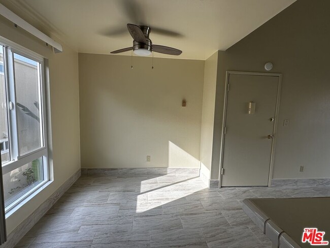 Foto del edificio - 3422 Maricopa St