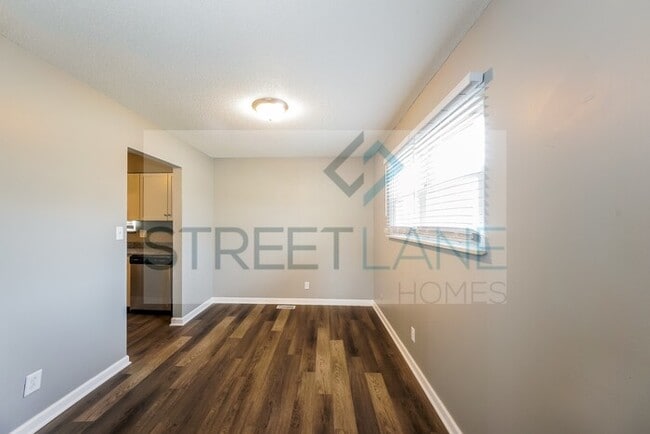Building Photo - REDUCED!- Now offering first full month free!