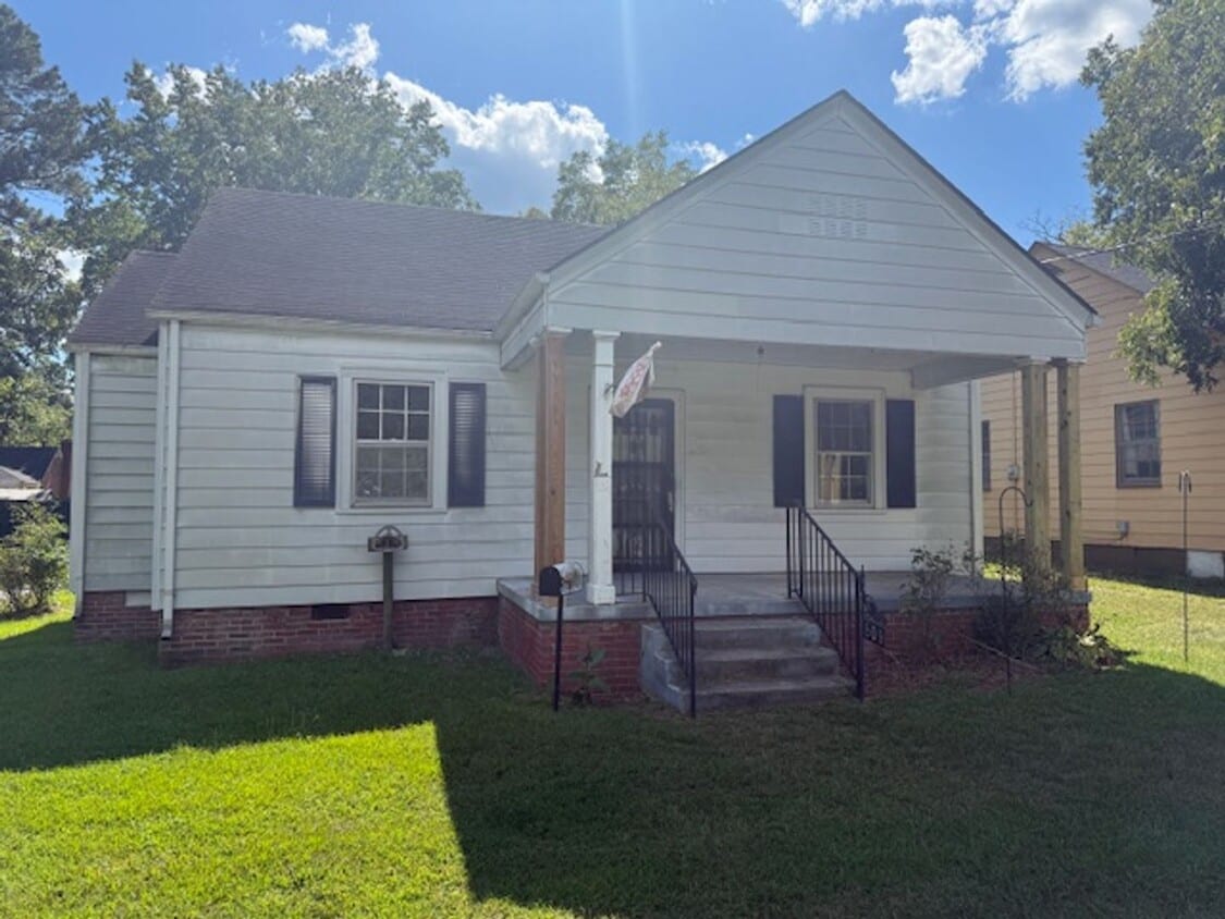 Primary Photo - 809 Rose St