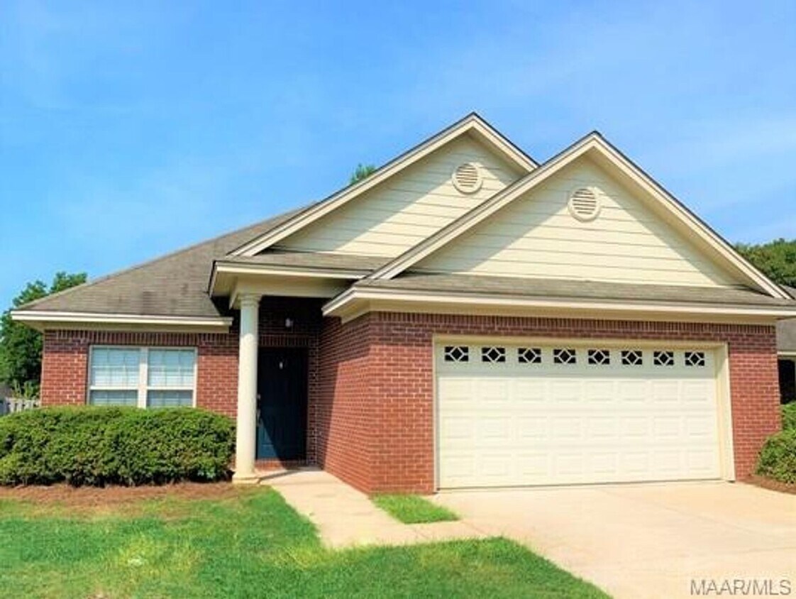 Primary Photo - 725 Briarcliff Pl