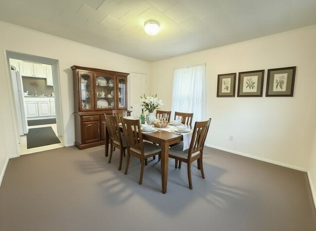 Building Photo - 30 Cedar St