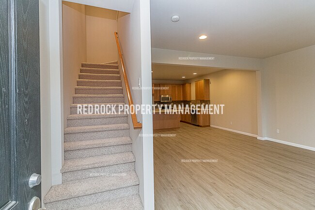 Building Photo - 2230 N Country Vista Blvd