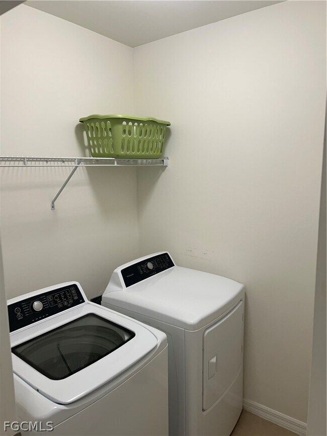 Foto del edificio - 10531 Canal Brook Ln
