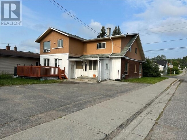 Building Photo - 246-246 Whittaker St