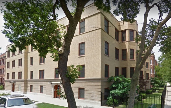 Building Photo - 2706 W Ainslie St
