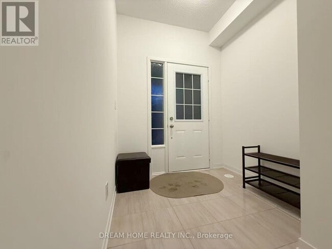 Building Photo - 314 Clay Stones St