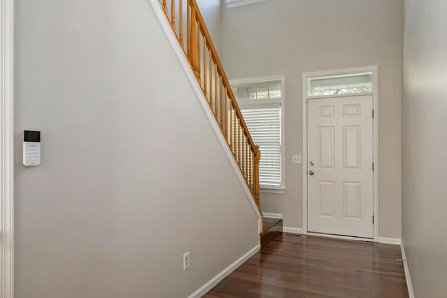 Building Photo - 109 Emily Pl