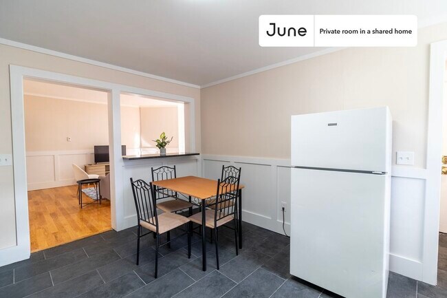 Foto del edificio - Room in Shared 7 bed/2 bath home in Allston