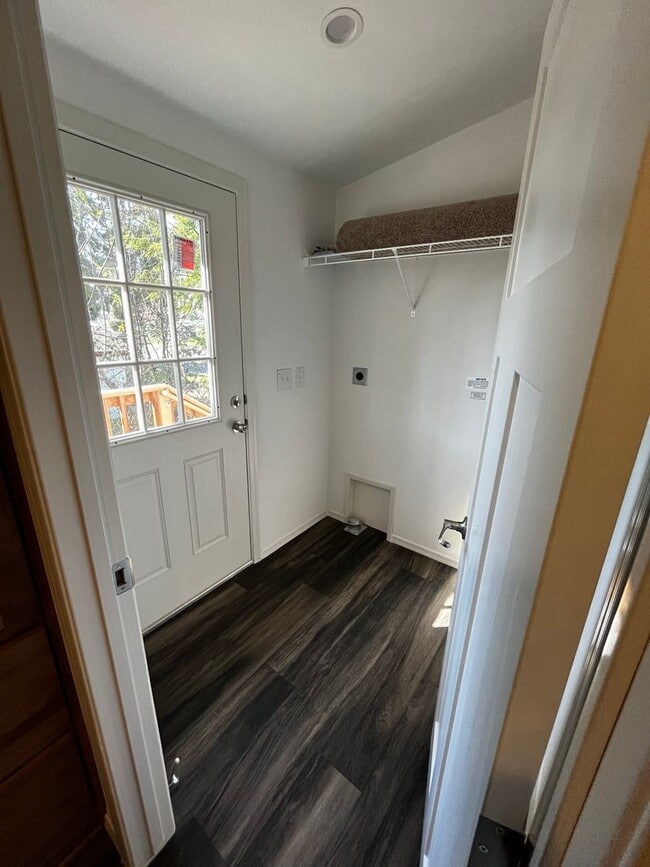 Foto del edificio - Beautifully Kept Newly Constructed Manufactured Home 3bed/2bath
