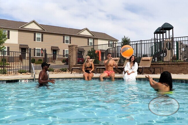 Piscina - The Villas at Avery Creek
