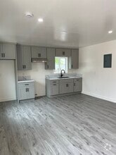Building Photo - 15516 S White Ave