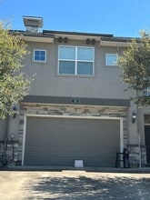 Building Photo - 311 Sageway Ct