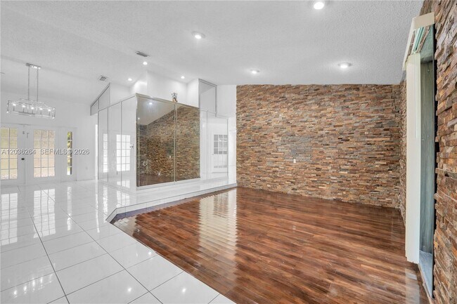 Foto del edificio - 15241 SW 150th St