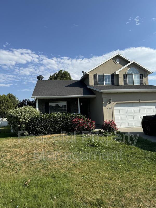Primary Photo - 4507 W Redwood Dr