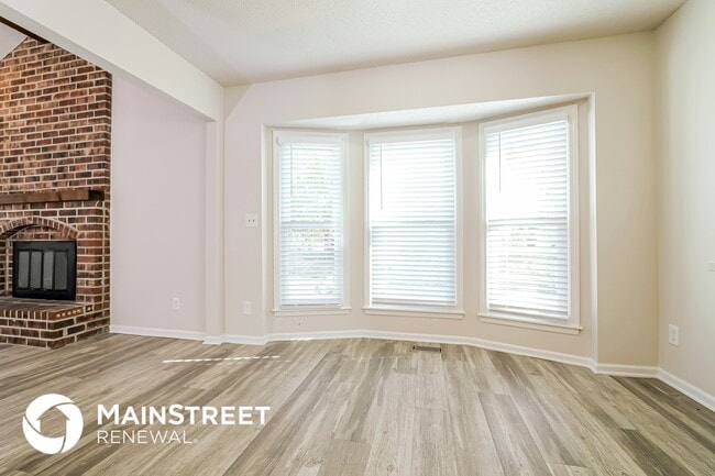 Building Photo - 1612 NE 112th Terr