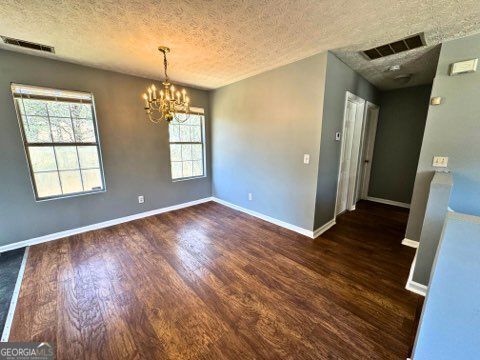 Foto del edificio - 4233 Viewpoint Ln