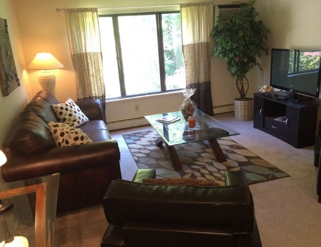 Lakeside Apartments Rentals Battle Creek, MI