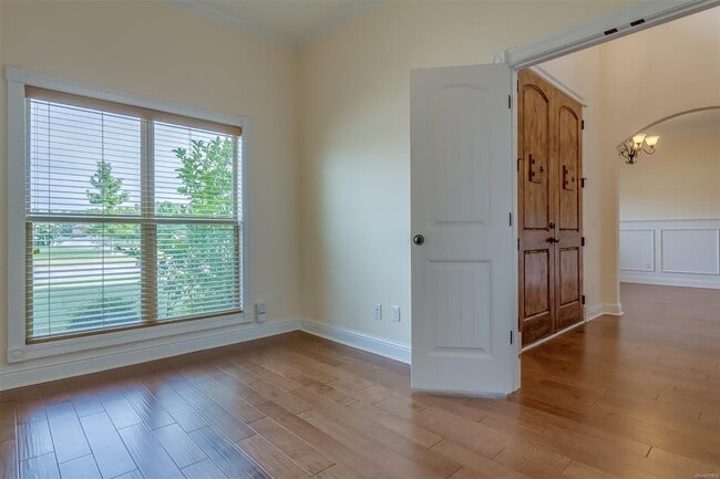 Building Photo - 1007 Old Breckenridge Ln