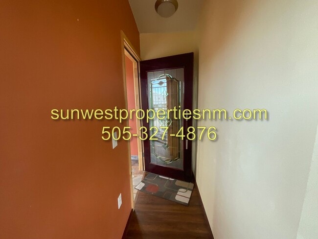 Building Photo - 1 Bedroom, 1 Bath Home in the Country