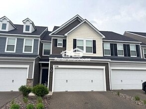 Building Photo - 7216 Walnut Grove Ln N