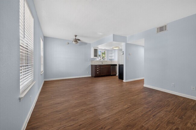 Foto del edificio - 3425 Willowrun Dr