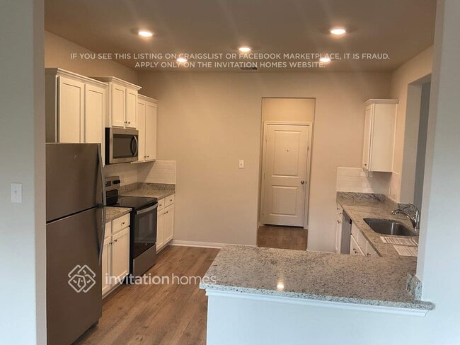 Foto del edificio - 8204 Sunberry Shadow Dr