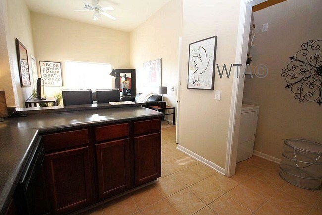 Building Photo - 3 bedroom in San Marcos TX 78666