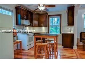 Foto del edificio - 4501 Prairie Ave