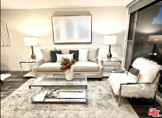 Building Photo - 9500 W Olympic Blvd