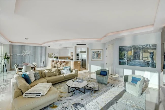 Building Photo - 10295 Collins Ave